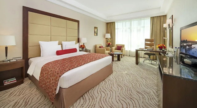 Двухместный номер Deluxe Park Regis Kris Kin Hotel