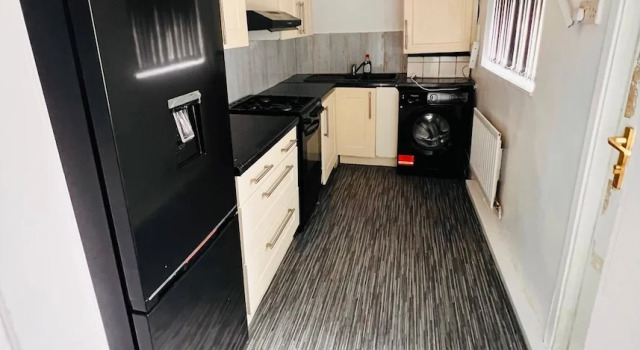 Коттедж 3 Bed Home Free Wifi & Netflix Central Location
