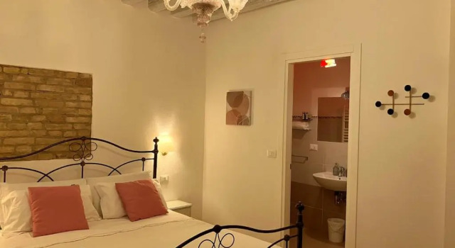 Residenza Corte Antica B&B, Забронировать Отель Сан-Марко Венеция, рядом с Accademia Bridge
