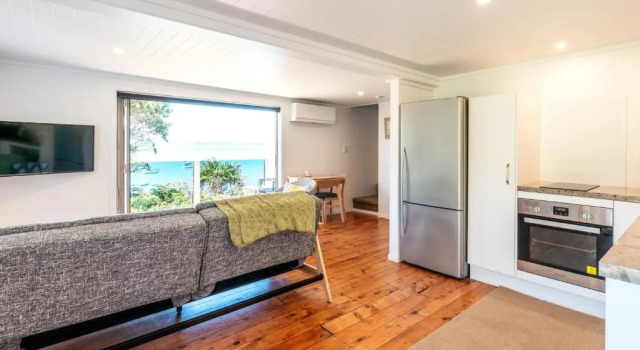 Kina Cottage