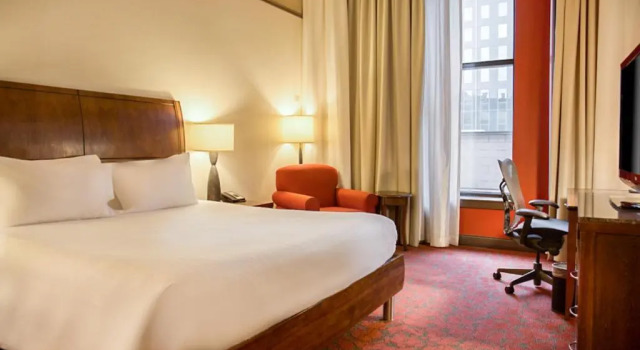 Номер Standard Hilton Garden Inn Milwaukee Downtown