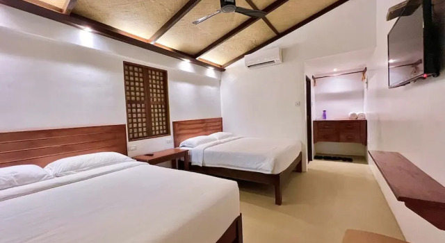 Четырёхместный семейный номер Standard с балконом и с видом на сад Dianao Beach Club and Resort