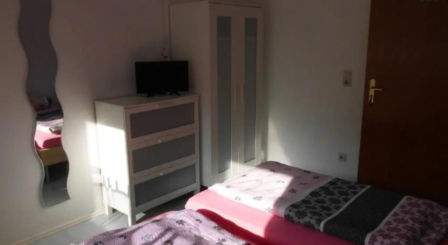 Номер Standard Pension Sonnenschein