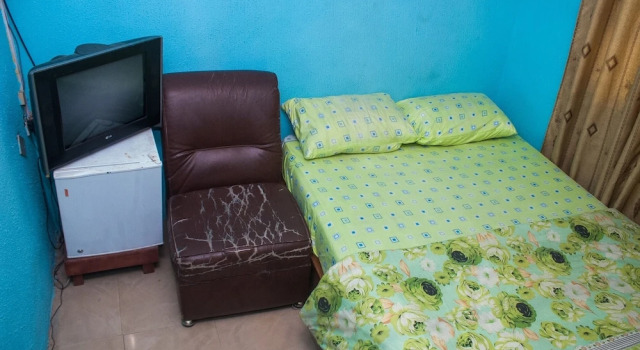 Janny Paul Hotel & Suites