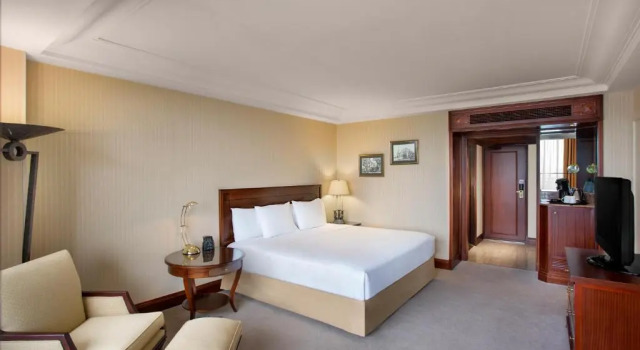 Двухместный номер Deluxe с видом на Босфор Hilton Istanbul Bosphorus