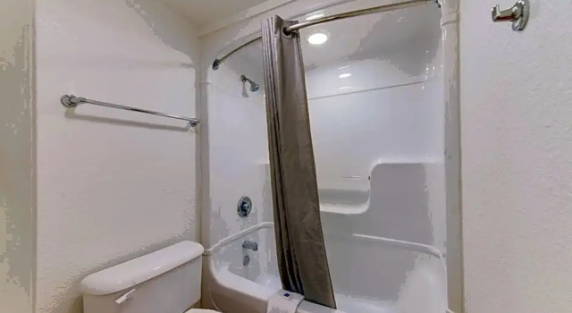 Номер Premium Travelodge by Wyndham Norfolk Airport