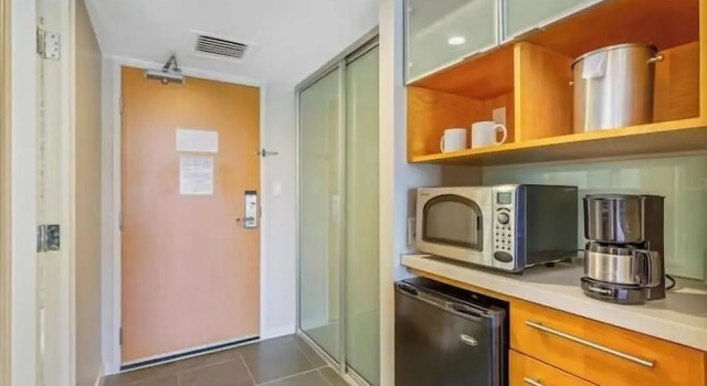 Студия с видом на горы Ala Moana Condo by Zelloo