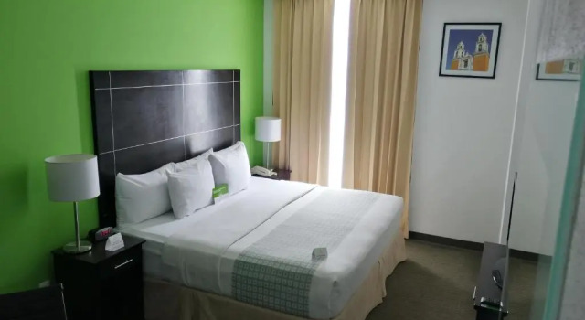 Номер Standard La Quinta by Wyndham Puebla Palmas Angelopolis