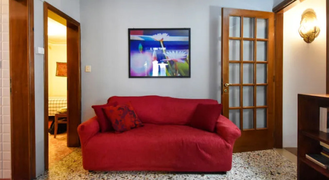San Vio Palace Luxury Apartments, Забронировать Апартаменты/квартира Отели Венеции с парковкой, рядом с Железнодорожный вокзал Венеция Санта Лючия, Парковка