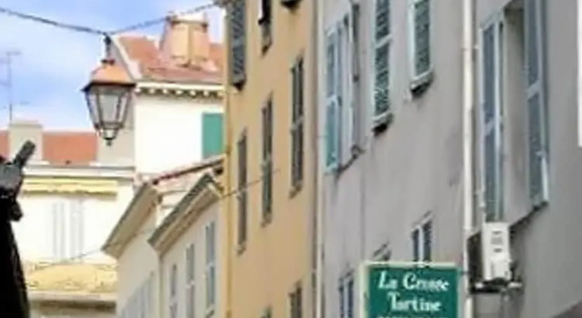 Apartment in Cannes Offering Every Comfort, 100 Meters From the Croise