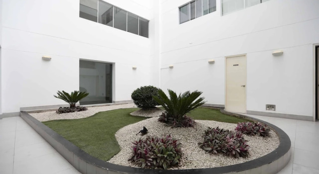 Brand new 2 dorm apt one block from boardwalk, Book Hotel Lima Provincia de Lima