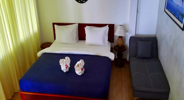 Barn Talaepu Resort, Забронировать Курортный отель Отели Трат с бассейном, Бассейн
