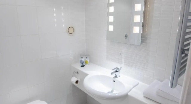 Двухместный номер Value Muthu Glasgow River Hotel