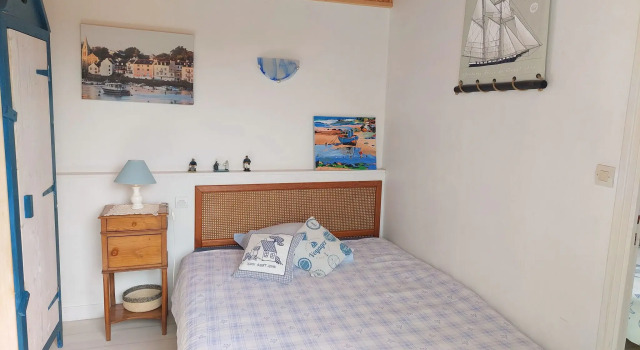 The sea at your doorstep, 180° panoramic view, Plouescat