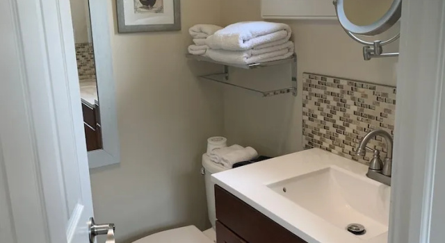Двухместный коттедж Green Oaks B&B