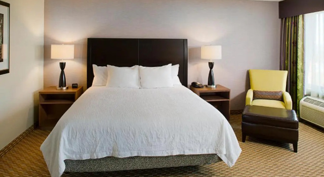 Номер Standard Hilton Garden Inn Hartford North-Bradley International Airport