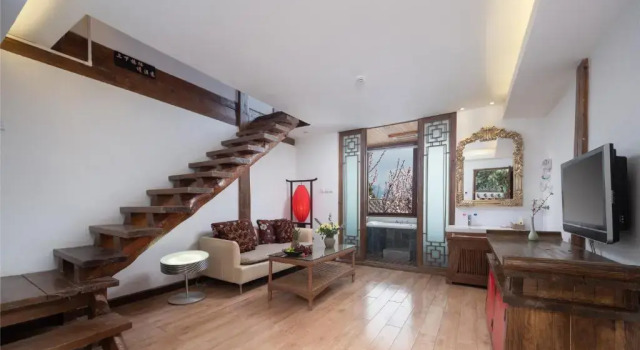 Номер Standard Дуплекс Lijiang Merry Inn