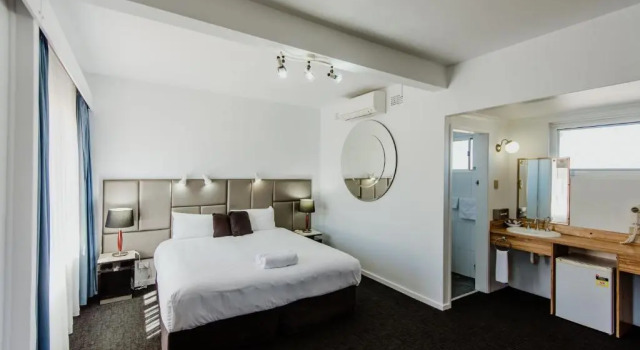 Номер Deluxe City Sider Motel