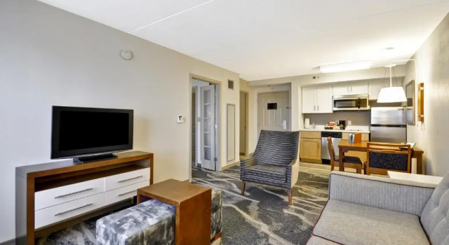 Двухместный люкс Homewood Suites by Hilton Boston-Peabody
