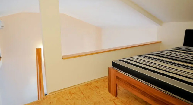 Apartments Juric, Забронировать Апартаменты/квартира Остров Углян , рядом с Пляж Мала Ламьяна