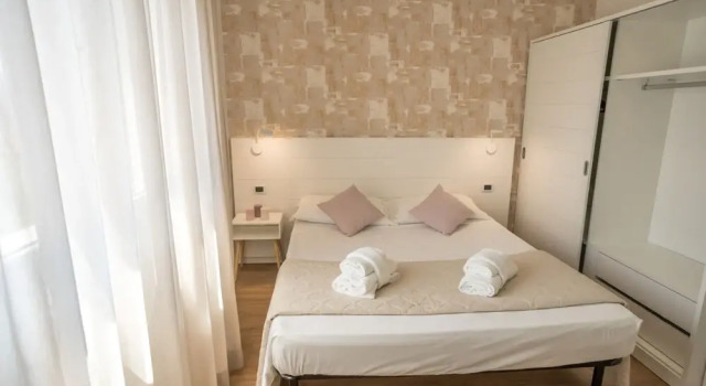 Номер Deluxe Дуплекс с балконом Rimini Bay Suites & Residence