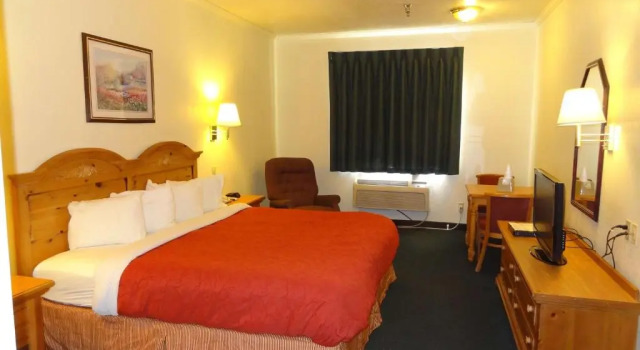 Номер Standard Motel 6 Portland, IN