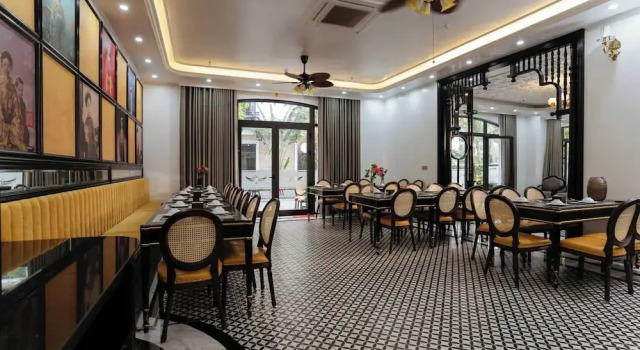 Truong Thinh Hotel, Забронировать Отель Отели Халонг с парковкой, Парковка