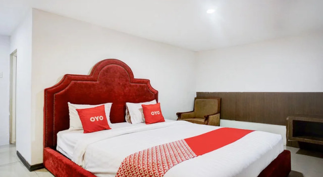 Двухместный люкс Collection O Medan City Center Near Manhattan Times Square Formerly Grand Z Suites
