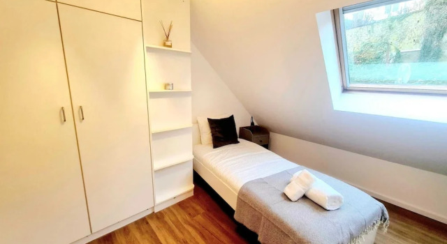 New Large 2 bedrooms with Parking, Prenota Appartamento Luxembourg Lussemburgo