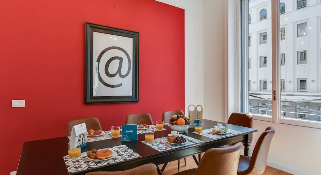 Sweet Inn Apartments - Borgogna, Забронировать Апартаменты/квартира Милан Ломбардия, рядом с Станция метро Duomo