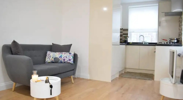 Modern Studio Near Oval, Забронировать Отель Отели Англии 3 звезды, 3*