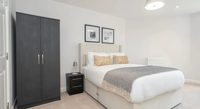 Birchgrove Christchurch 65s Apts, Забронировать Апартаменты/квартира Лизерхед 