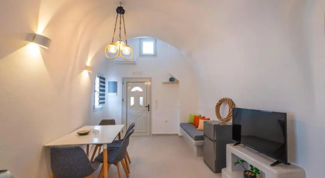 Полулюкс Santoterra Antigua Suites