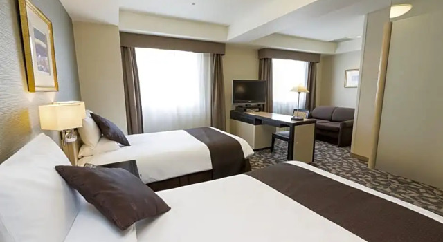 Номер Deluxe Tokyo Toranomon Tokyu REI Hotel