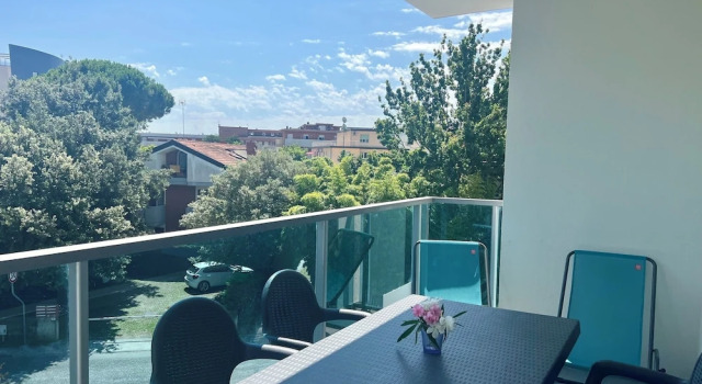 Stylish Stay Near Lignano Center, Book Lejlighed Hoteller i Friuli Venezia Giulia med parkering, Parkering