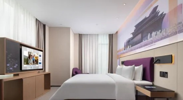 Люкс Hampton by Hilton Dongying