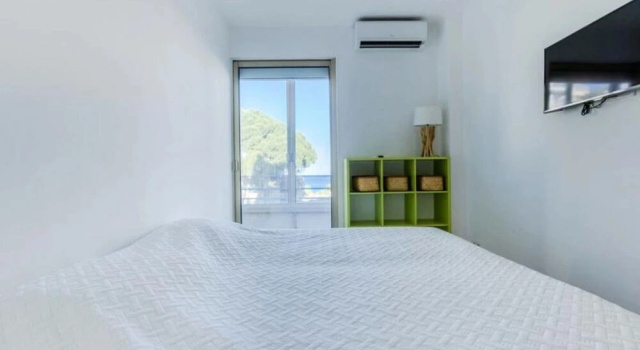 Apartment in Cannes With Stunning Sea View, Забронировать Апартаменты/квартира Канны Приморские Альпы