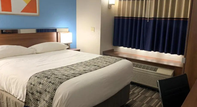 Двухместный номер Deluxe Microtel Inn & Suites by Wyndham Fond Du Lac