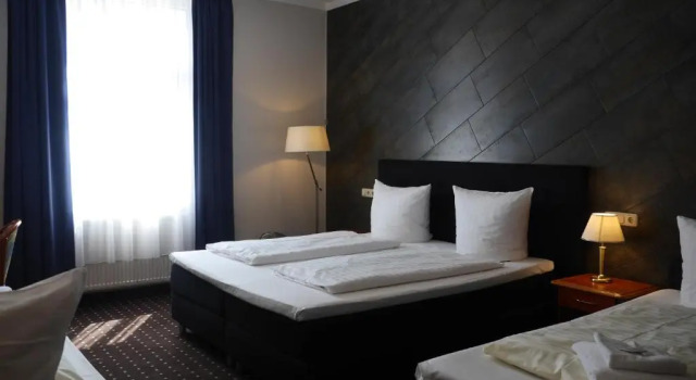 Трёхместный номер Business Hotel Zeil