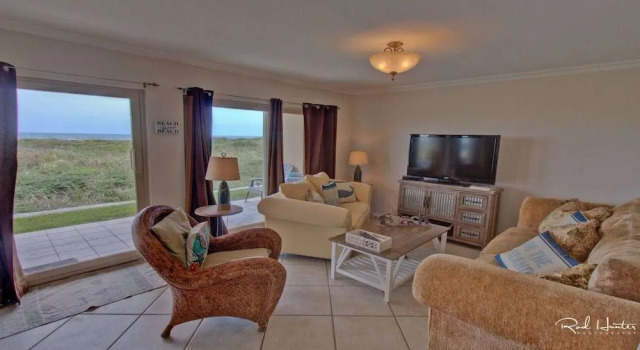Seagull 101 Minium 3 Bedroom Condo by RedAwning, Buchen Sie Ferienwohnung Padre Island USA