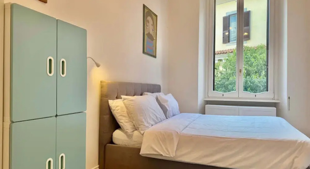 Rare Large and Elegant Rome Apartment in Prati Neighborhood Perfect for Families or Friends