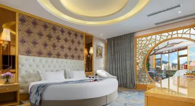 Люкс Meilihao Hotel (Dali Kunbai Datai Ye Cheng High-speed Railway Station Branch)