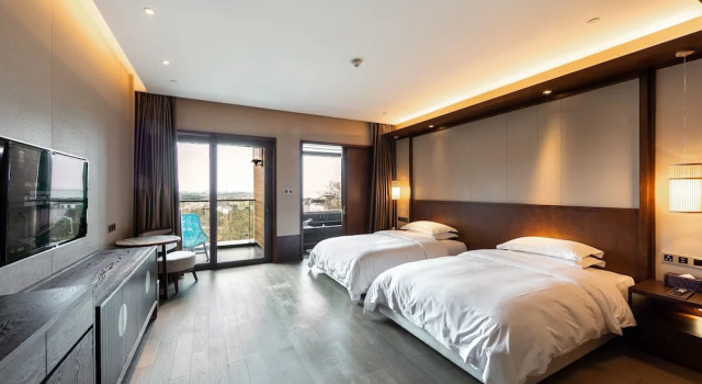 Четырёхместный номер Comfort G-luxe By Gloria Suzhou Taimei