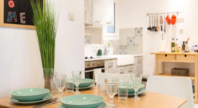 Апартаменты 1 KM from The Acropolis 1 Bedroom Apt Netflix And Washing Machine