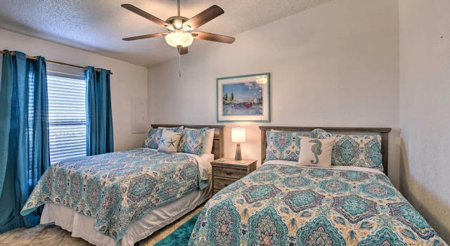 Galveston Beachfront House w/ Deck & Ocean Views!