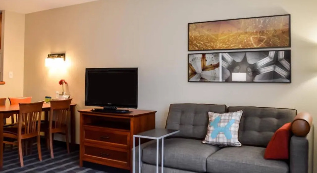Четырёхместная студия TownePlace Suites Stafford