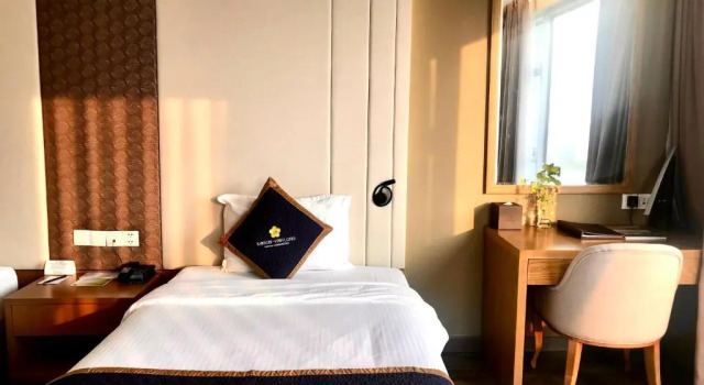 Номер Standard Sai Gon Vinh Long Hotel