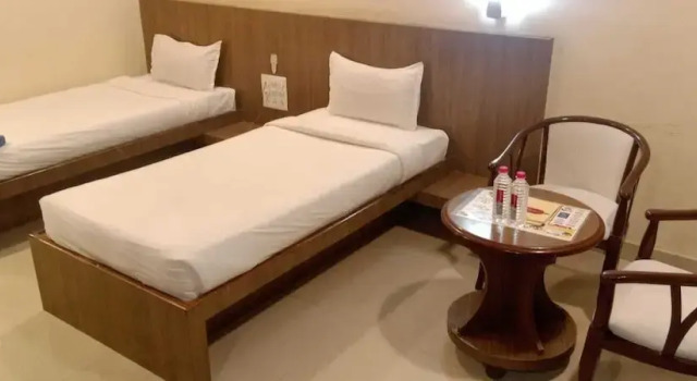 Номер Standard Hotel Grand Samdareeya - Jabalpur