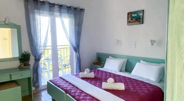 Dellis Apartments Corfu - Sea Views Near the Beach