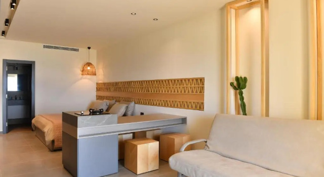Junior Suite Ocean Blue Resort